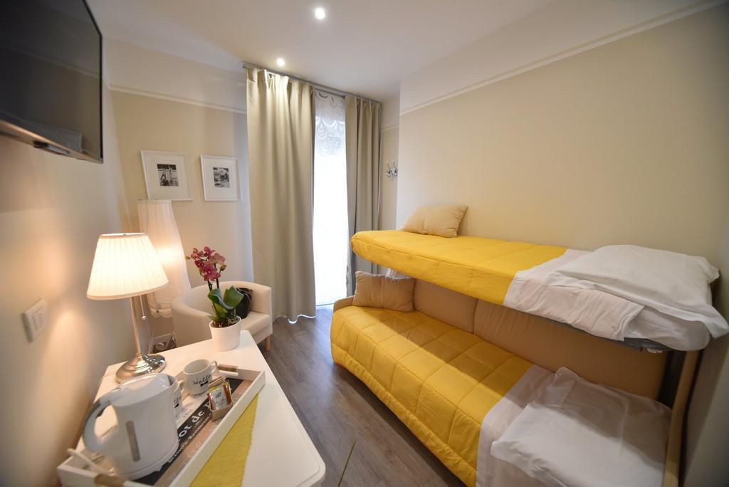 Hotel Villa Edda Riccione Luaran gambar