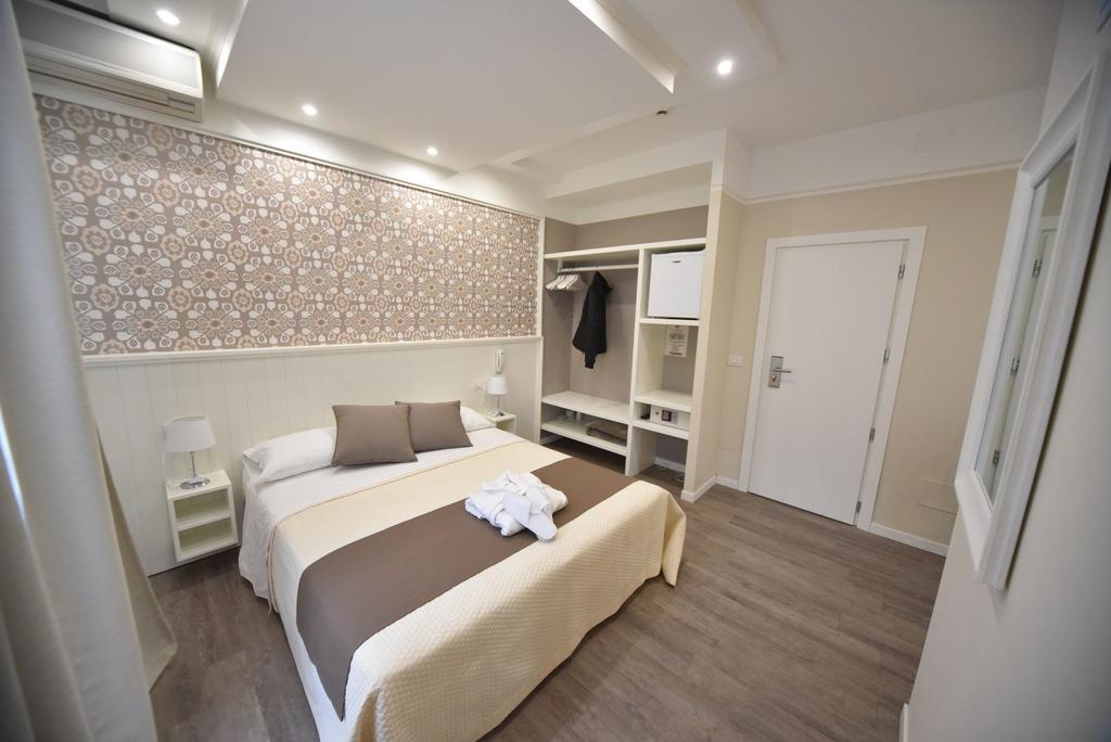 Hotel Villa Edda Riccione Luaran gambar