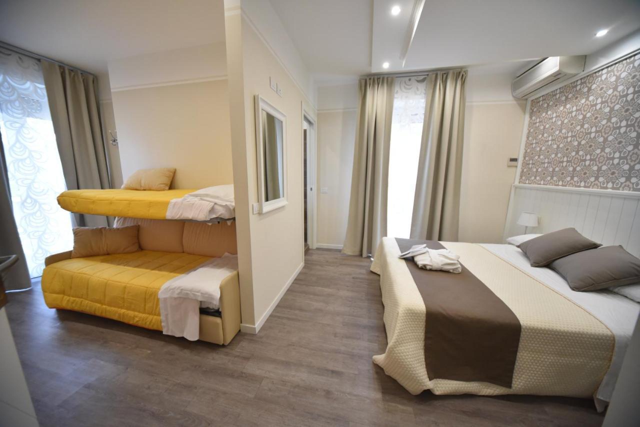 Hotel Villa Edda Riccione Luaran gambar